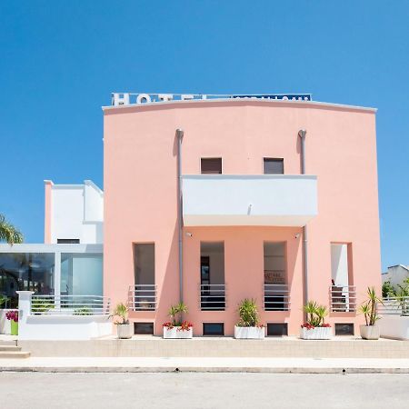 Hotel Corallo Torre Santa Sabina Luaran gambar