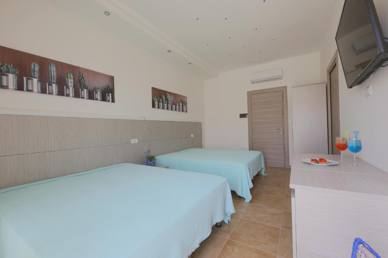 Hotel Corallo Torre Santa Sabina Luaran gambar