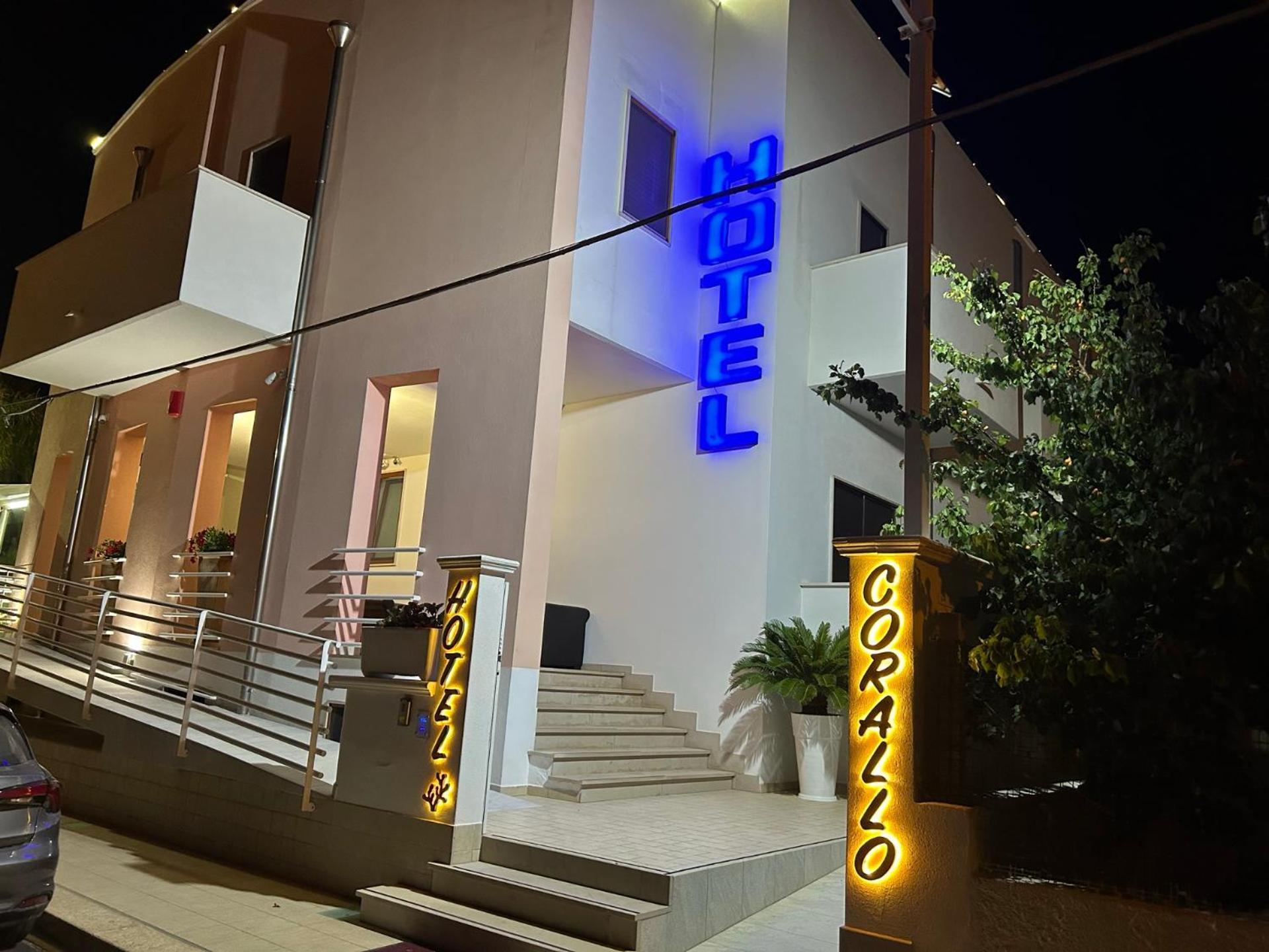 Hotel Corallo Torre Santa Sabina Luaran gambar