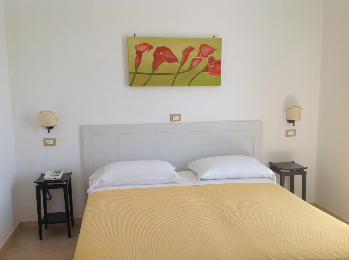 Hotel Corallo Torre Santa Sabina Luaran gambar